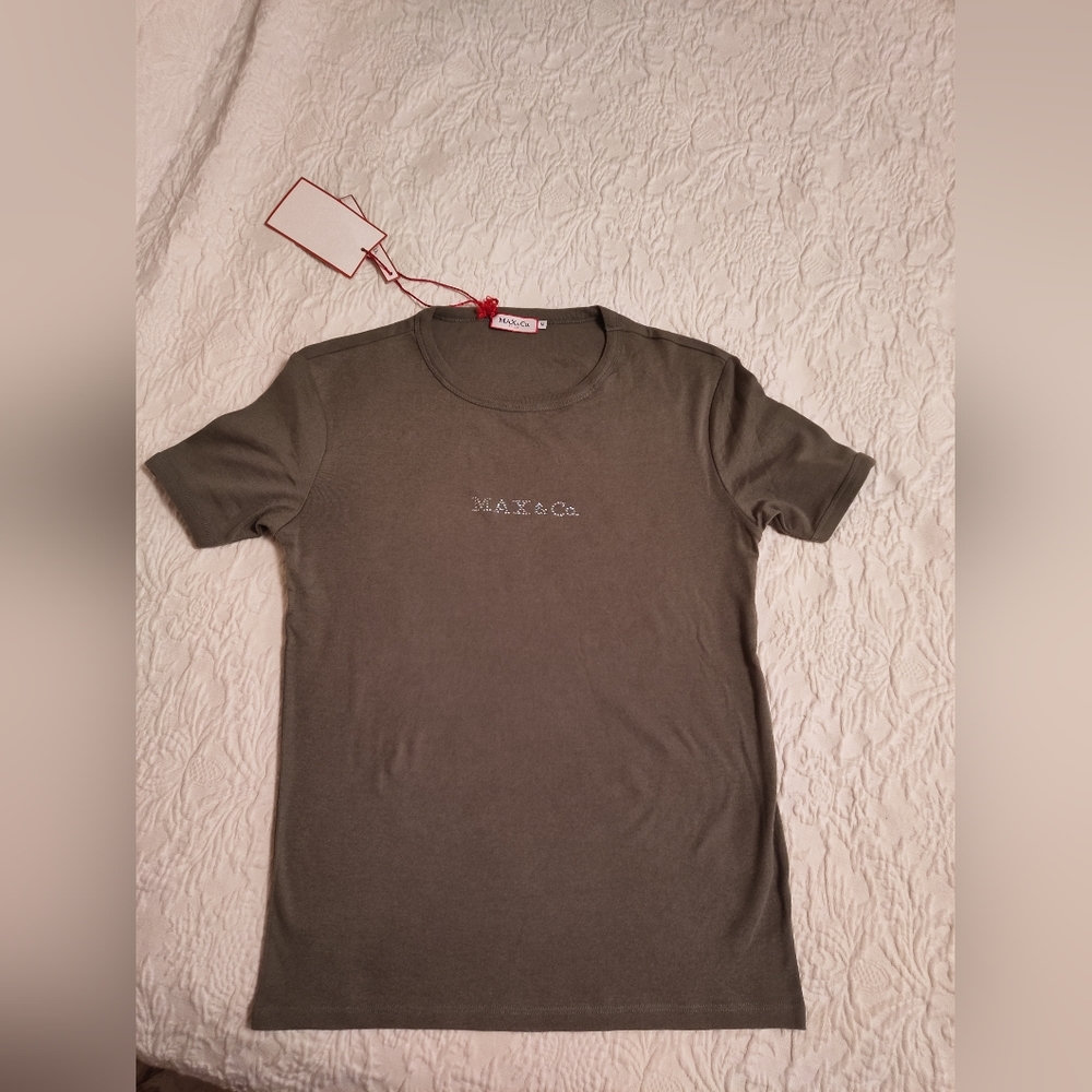 NWT 100% cotton Max and Co. T-shirt